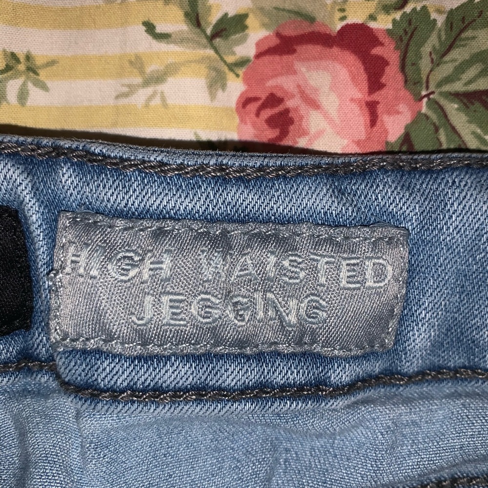 Jeans - Picture 4 of 4